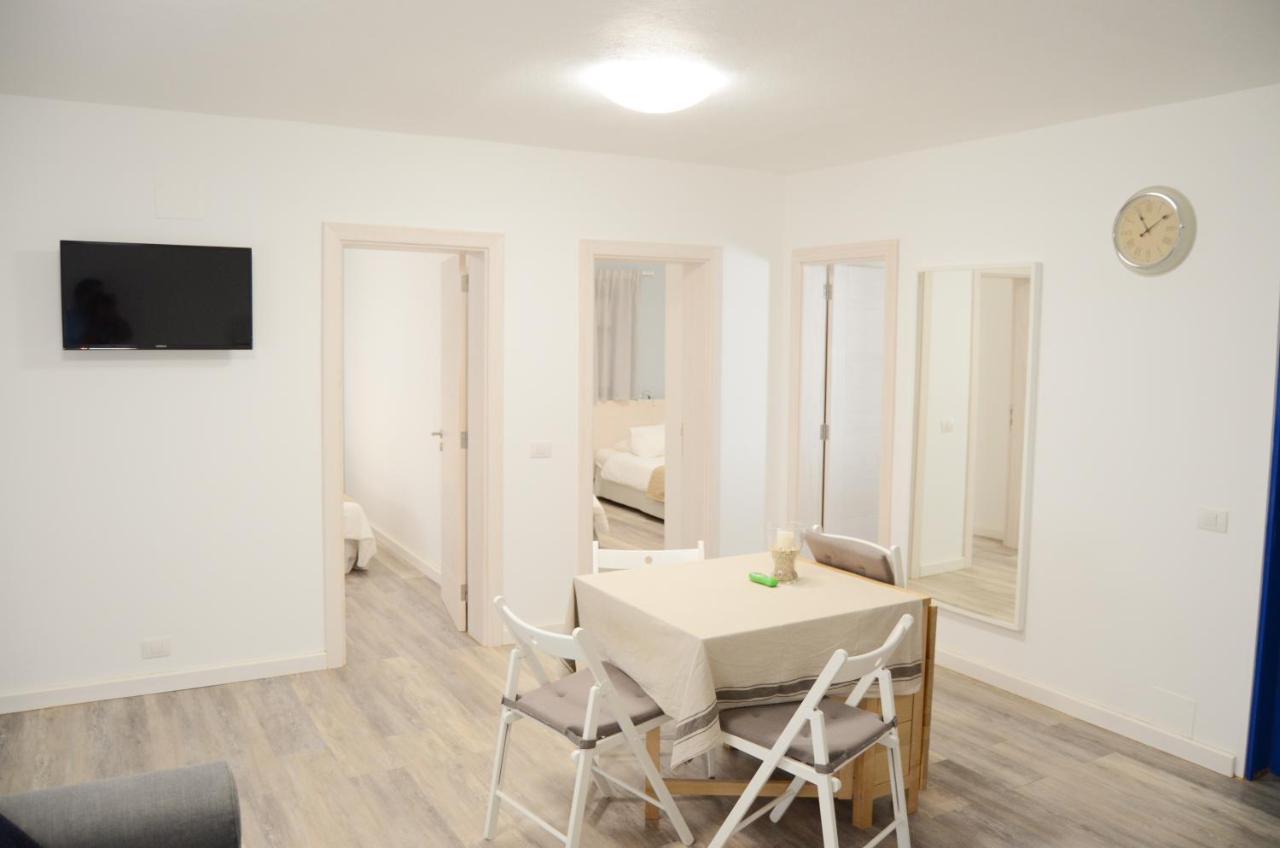 Apartamentos El Marinero - Iglesia 塞博河畔卡莱塔 外观 照片